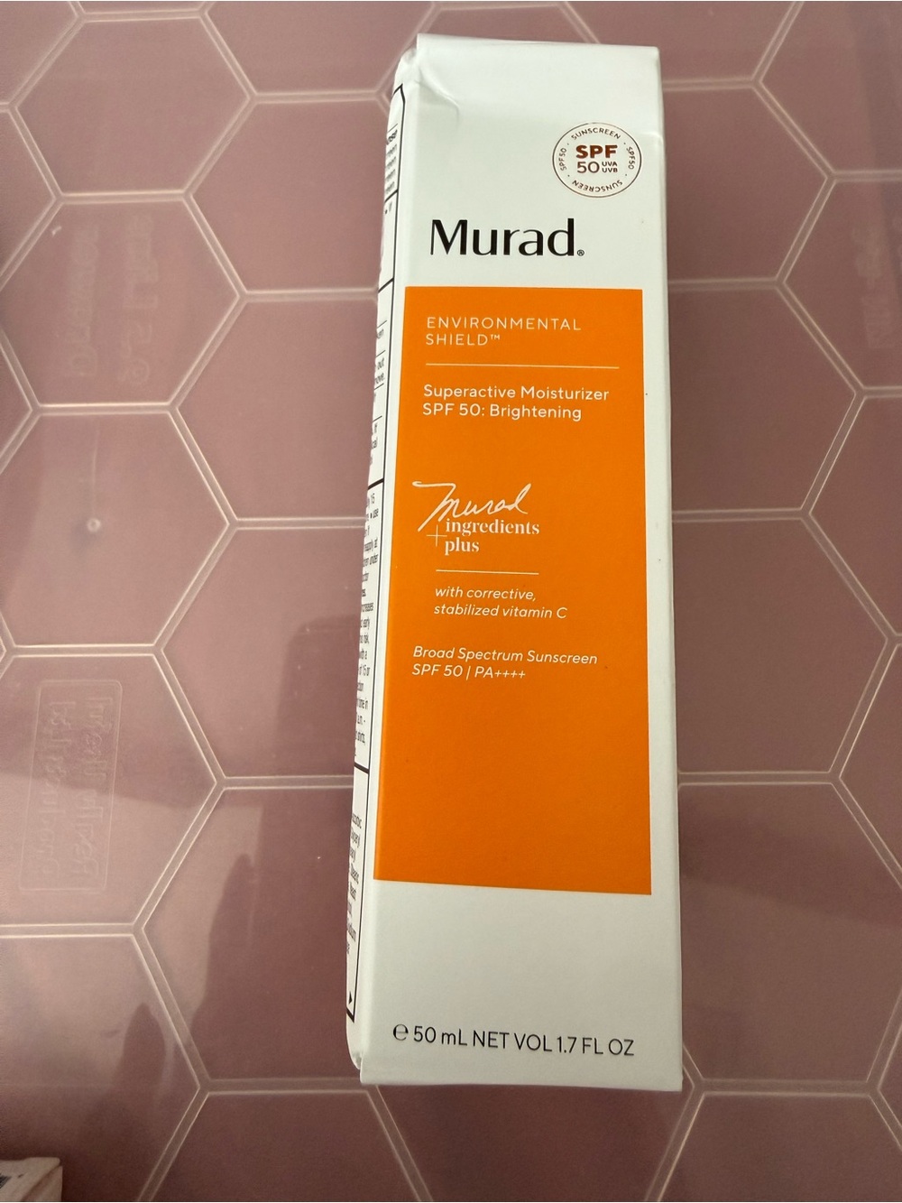 Murad Superactive Moisturizer SPF 50 Brightening